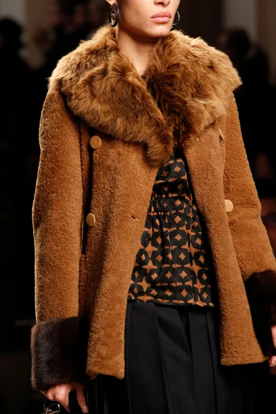 Look 33